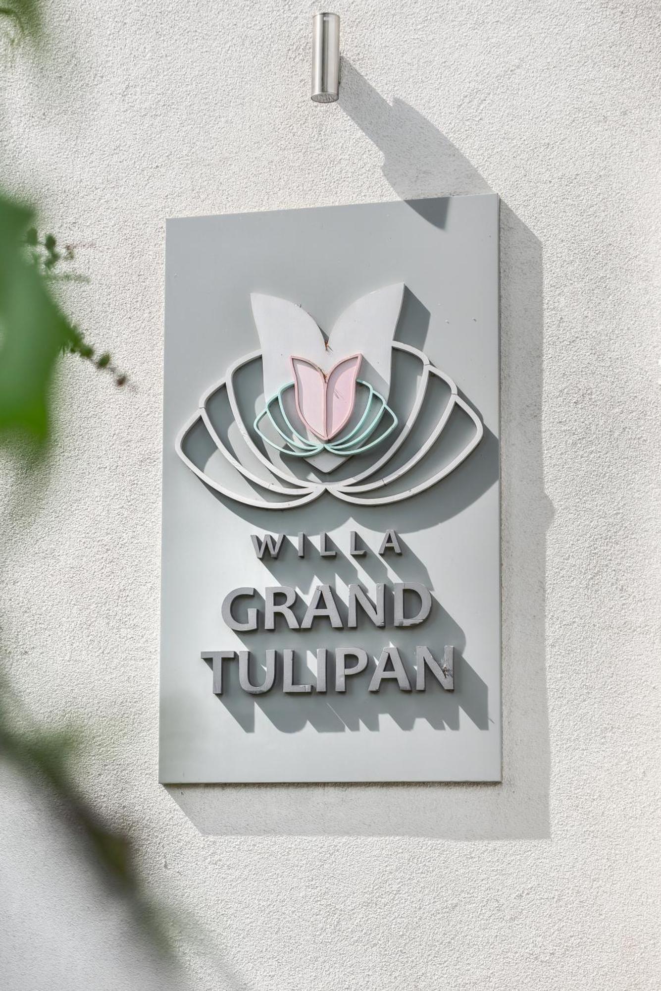 Grand Tulipan Bed & Breakfast Gdynia Ngoại thất bức ảnh